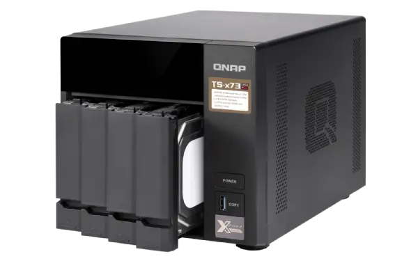 QNAP TS-473A 8GB 4 Hdd NAS ÜNİTESİ