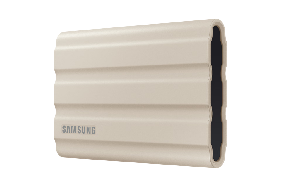 SAMSUNG 1TB T7 SHIELD MU-PE1T0K/WW SSD USB 3.2 Harici Disk